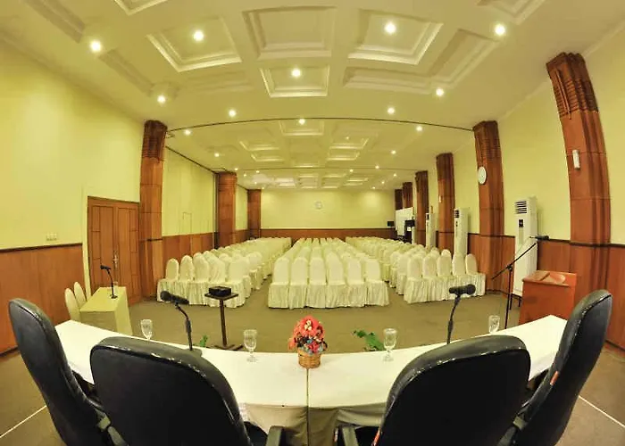 Hotel Muria Semarang